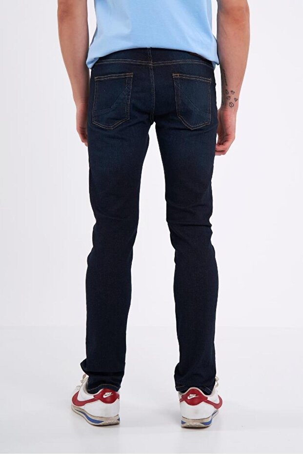 بنطلون أسيرتيفو من الدنيم - 5