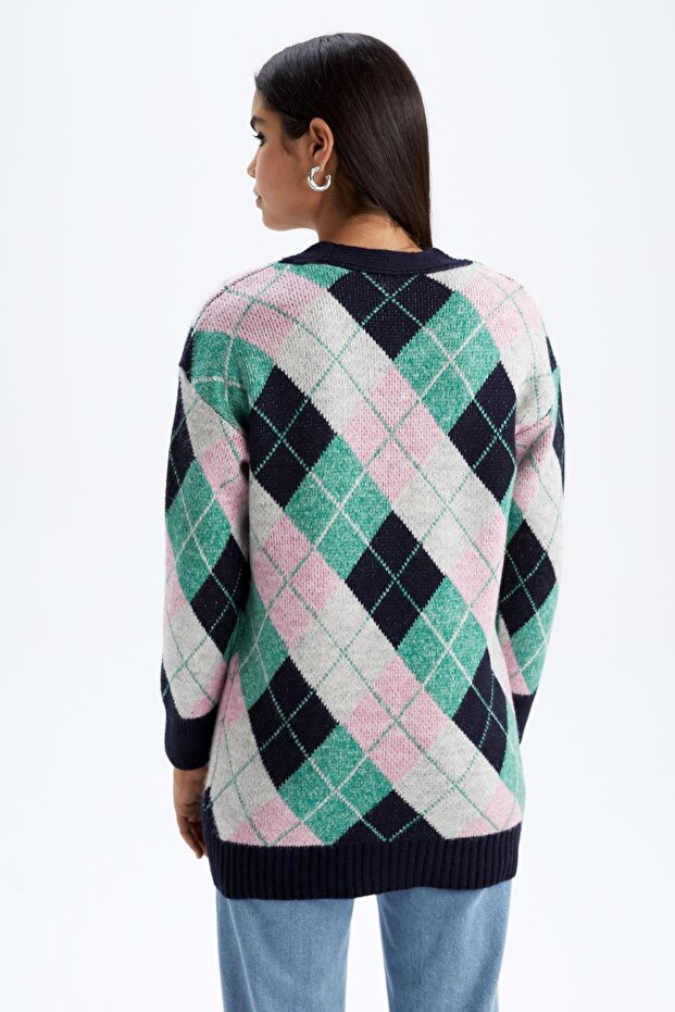 Strickjacke mit V-Ausschnitt und normaler Passform - 5