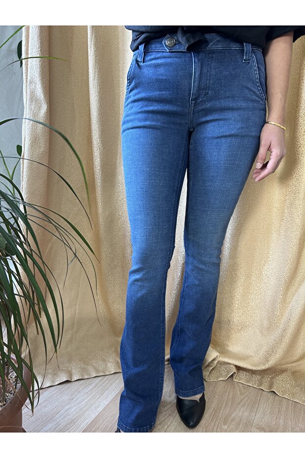 Navy Blue Pocket Cover Detail Lycra Spanish Leg Jeans