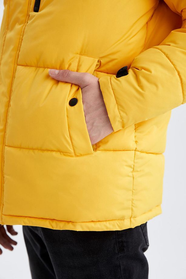 Regular Fit Dik Yaka su Itici Isı Yalıtımlı Warmtech şişme Mont - 5