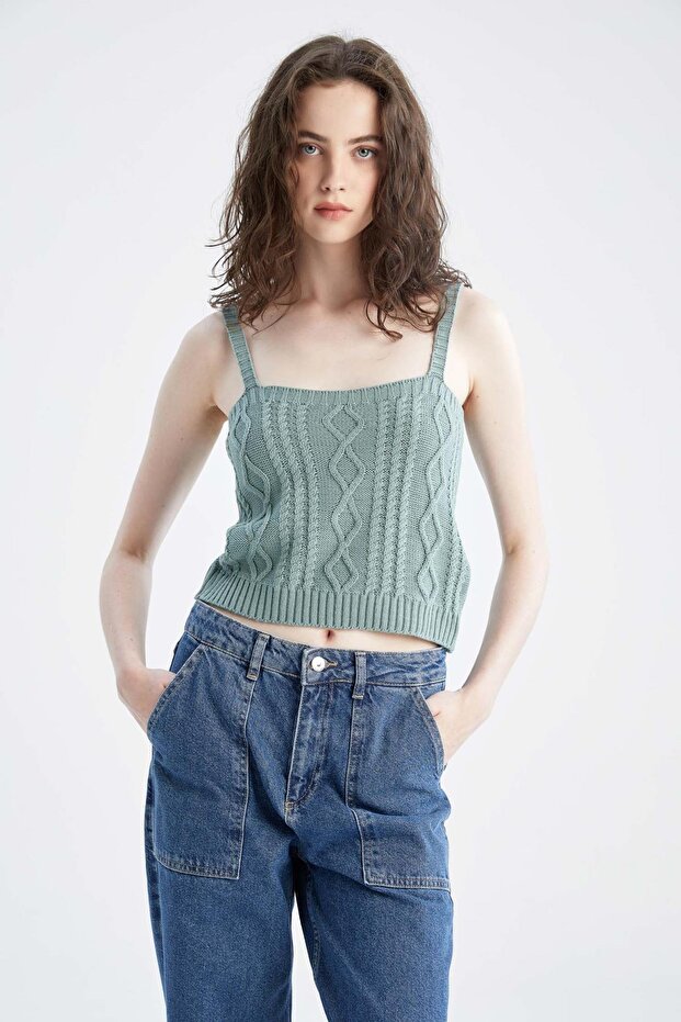 Slim Fit Rope Strap Knitwear Undershirt