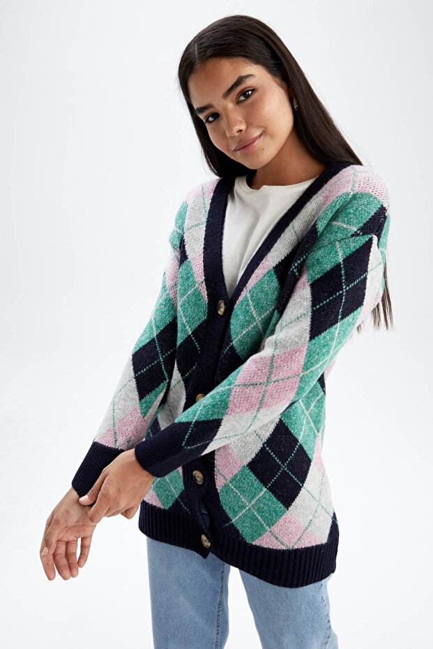 Strickjacke mit V-Ausschnitt und normaler Passform - 3