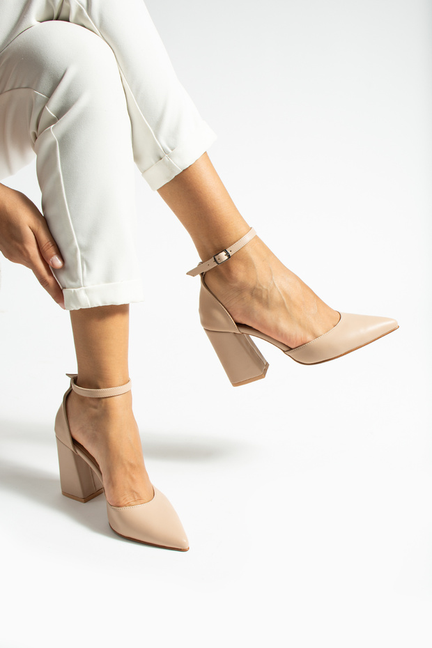 8.5 cm nude thick heel ankle strap stiletto heels