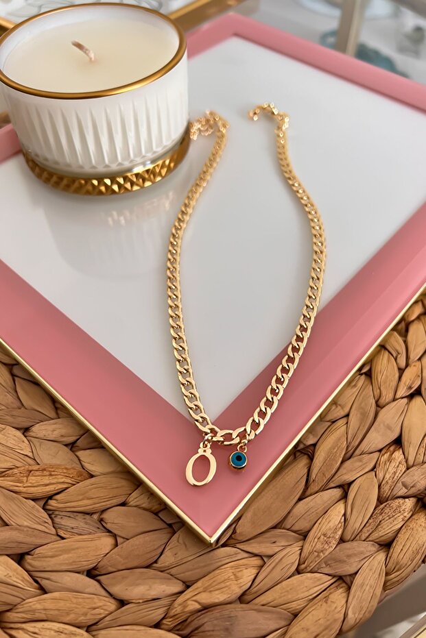 Thin Nostalgia Chain Necklace with Letter Ö and Evil Eye Hanging