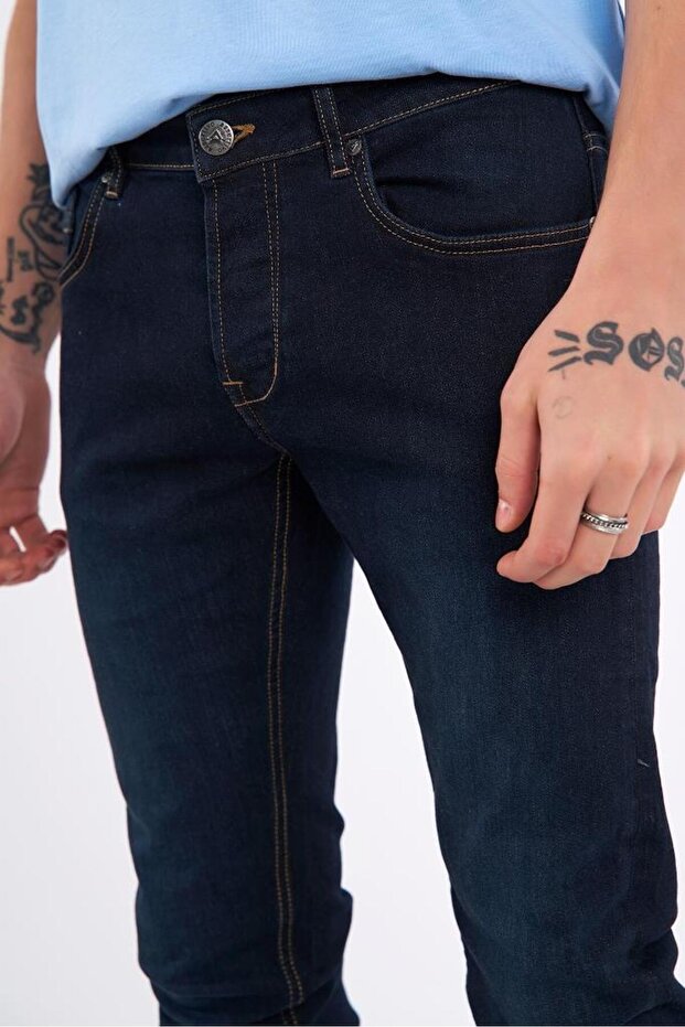 بنطلون أسيرتيفو من الدنيم - 4