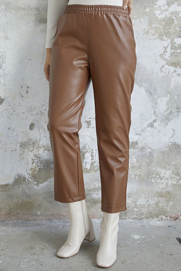 Selly Lederhose mit elastischem Bund – Hellbraun - 2