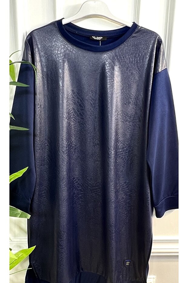 تونيك بنمط جلد الثعبان مقاس كبير - أزرق داكن - 2