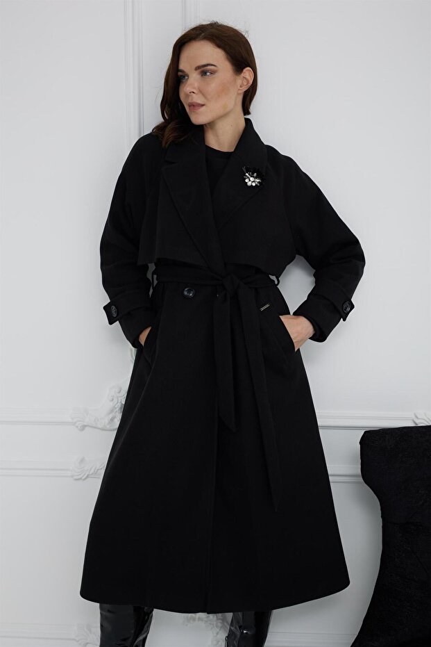 YAKASI BROŞLU KAŞE KABAN - 1