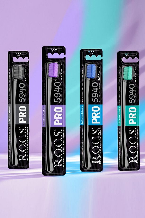 Rocs Pro Black 5940 Adet Kıl Içeren Soft Diş Fırçası - 4 'lü Avantajlı Set - 6