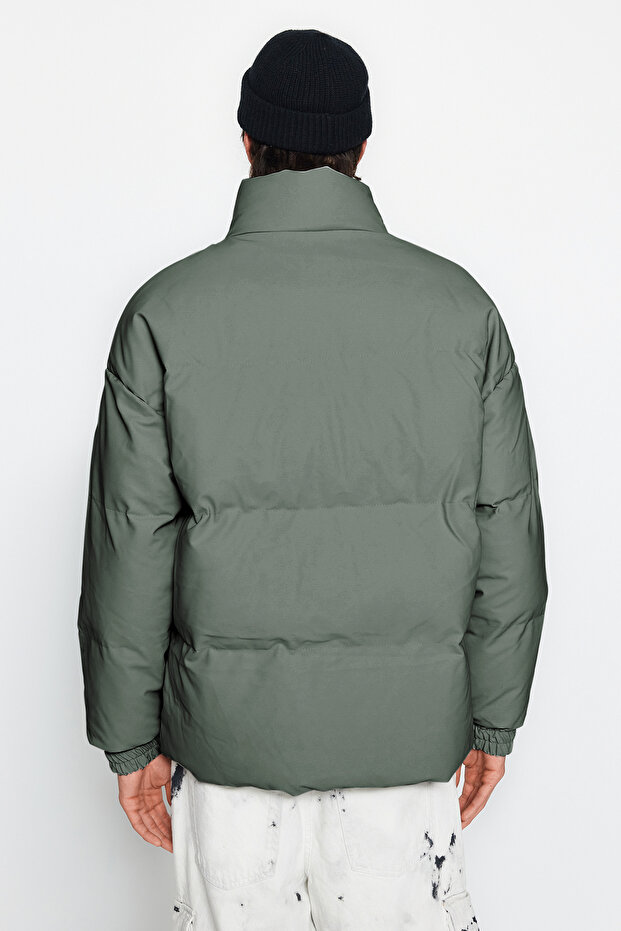 Haki Oversize Fit Dik Yaka Kışlık Şişme Mont TMNAW24MO00012 - 7
