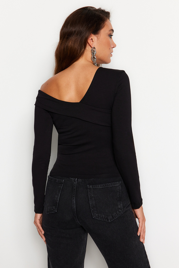 Siyah Pamuklu Esnek Volanlı Fitted/Vücuda Oturan Crop Örme Bluz TWOAW24BZ00161 - 6