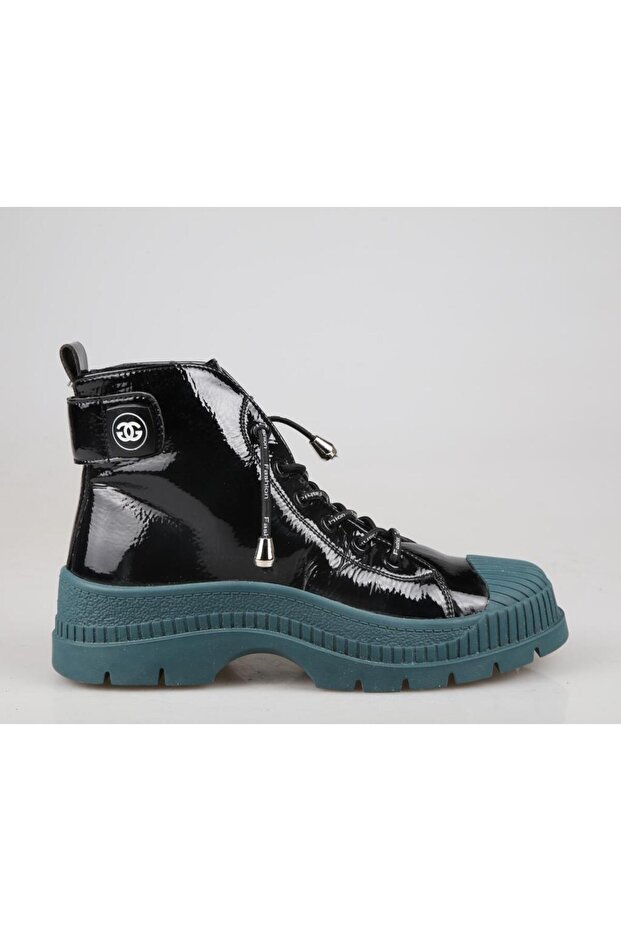 23k348 Siyah Kadın Bot - 1