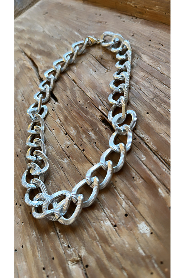 تصميم قلادة سلسلة منقوشة - 2