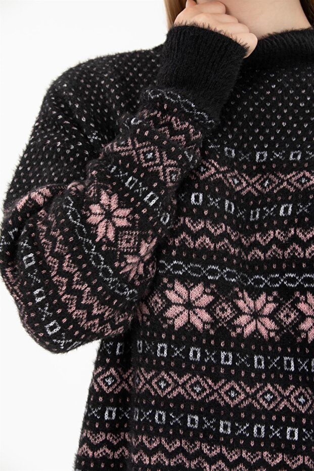 Snow Pattern Black Sweater - 3