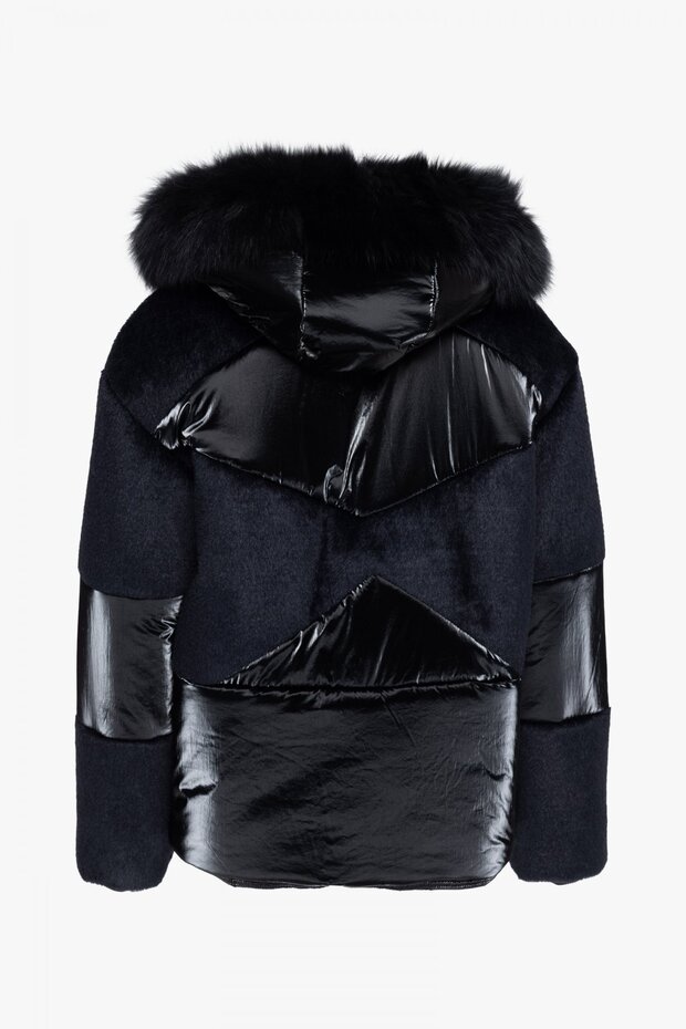 Parlak Kapüşonlu Kaban - 3