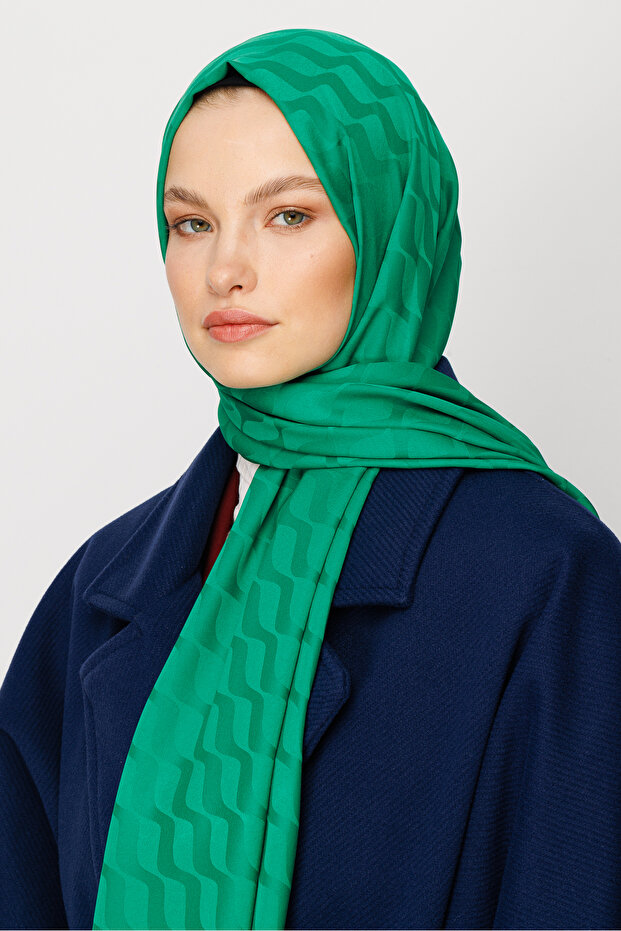 Wave Pattern Silky Jacquard Shawl - 2