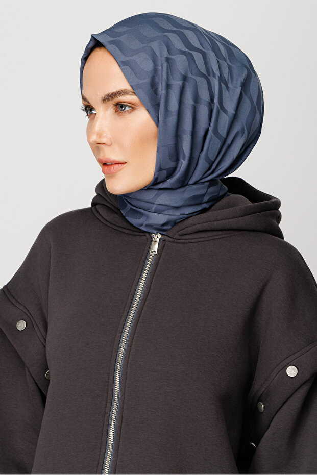 Wave Pattern Silky Jacquard Shawl - 3