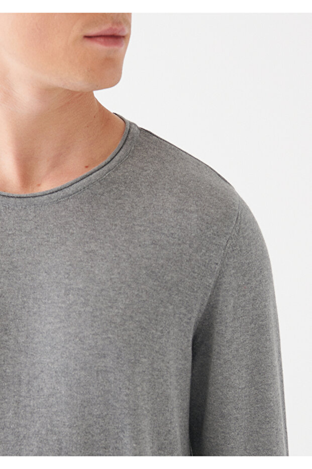 Grauer Pullover mit Rundhalsausschnitt, reguläre Passform / normaler Schnitt 0710022-80018 - 5