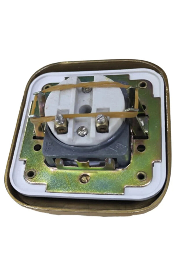 Normal Socket (Without Ground) - 2