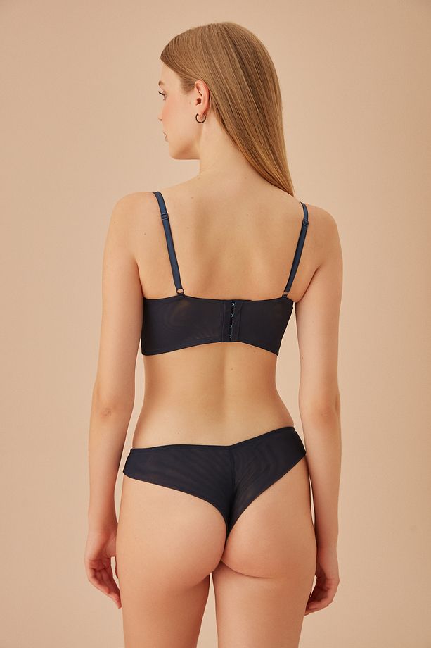 Aphrodite Brazilian String Külot - 4