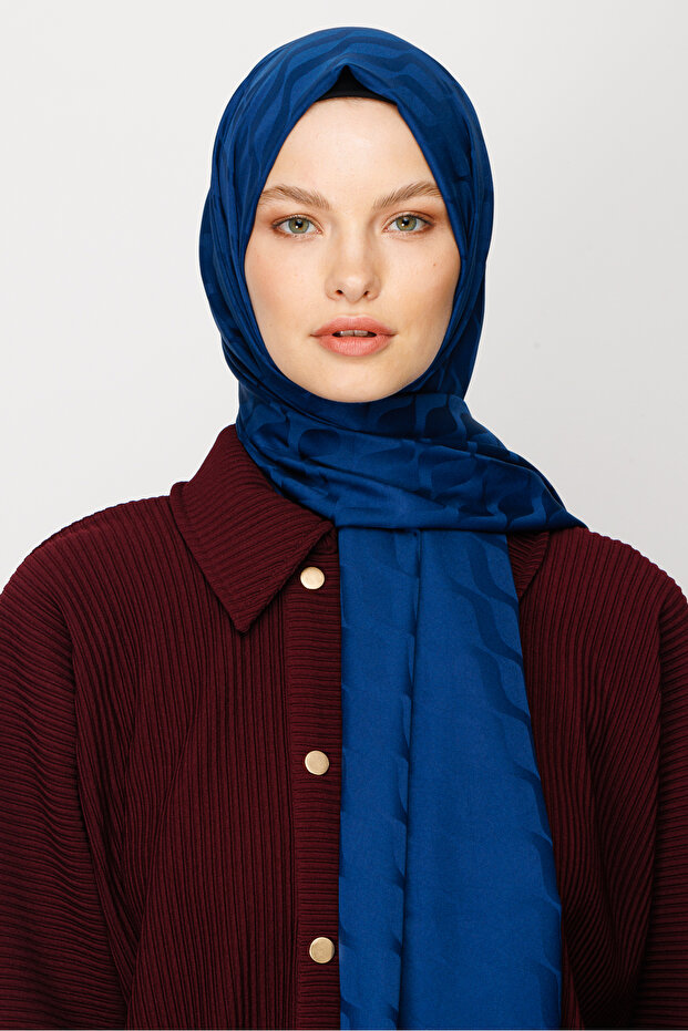 Wave Pattern Silky Jacquard Shawl