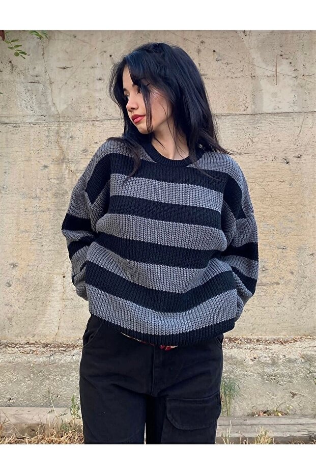 Harajuku Grey-black Striped Streetwear Standard Size Oversize Unisex Sweater