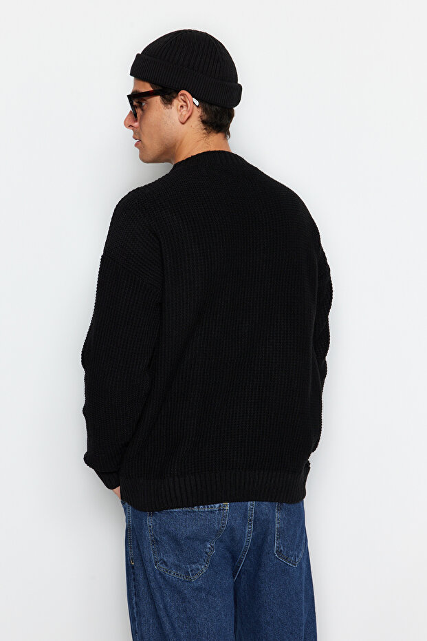 Siyah Oversize Fit Geniş Kalıp Bisiklet Yaka Nakışlı Triko Kazak TMNAW24KZ00032 - 5