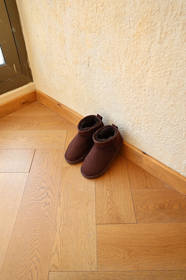 Ultra Mini Boots