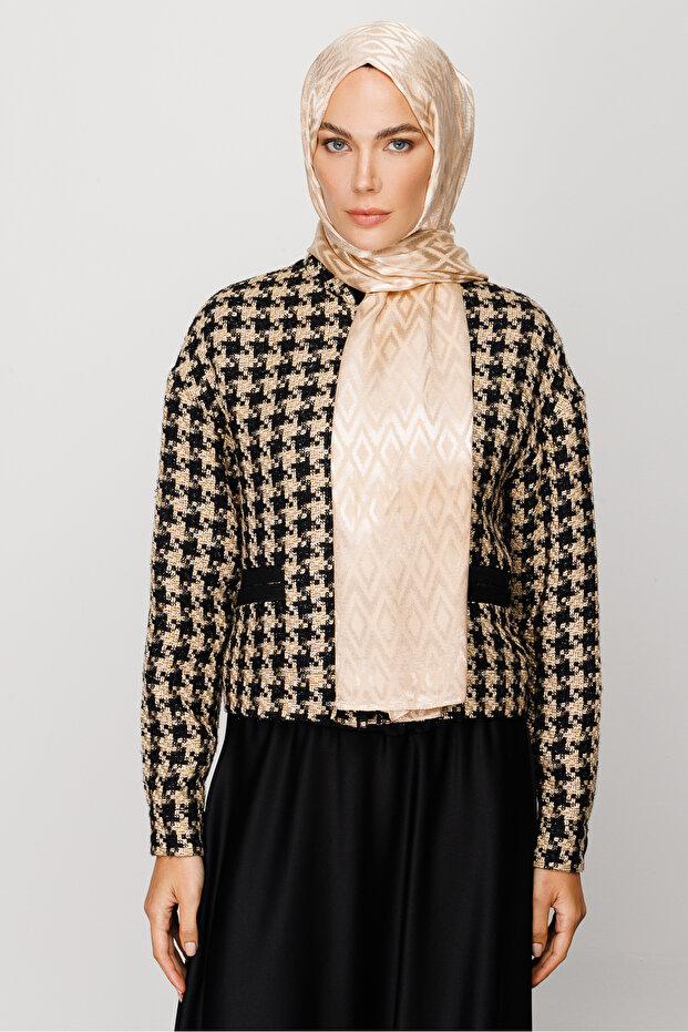 Tile Pattern Shiny Jacquard Shawl - 1