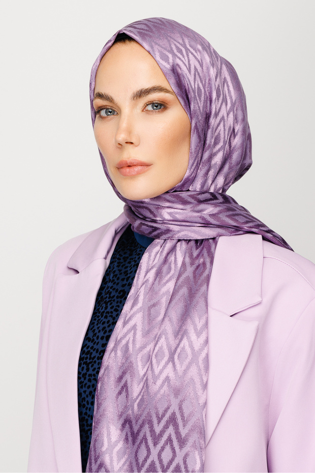 Tile Pattern Shiny Jacquard Shawl - 4