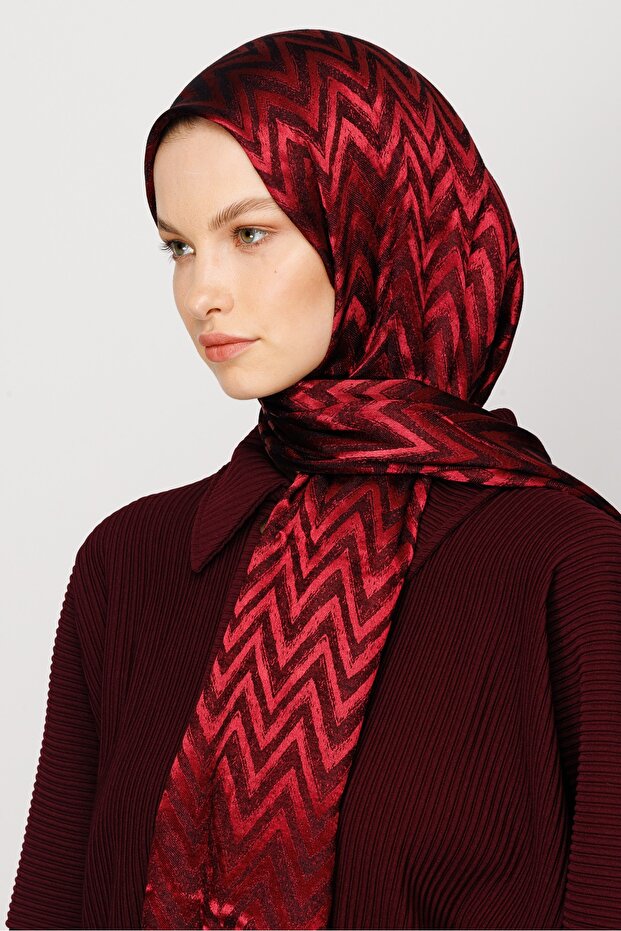 Zigzag Pattern Shiny Jacquard Shawl - 5