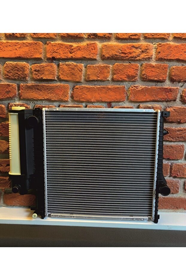 Bmw 3 E30 (82-) - E36 (90-) E36 Compact Uyumlu (94-) Ithal Radyatör - 1