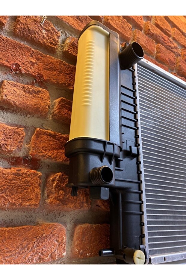 Bmw 3 E30 (82-) - E36 (90-) E36 Compact Uyumlu (94-) Ithal Radyatör - 4