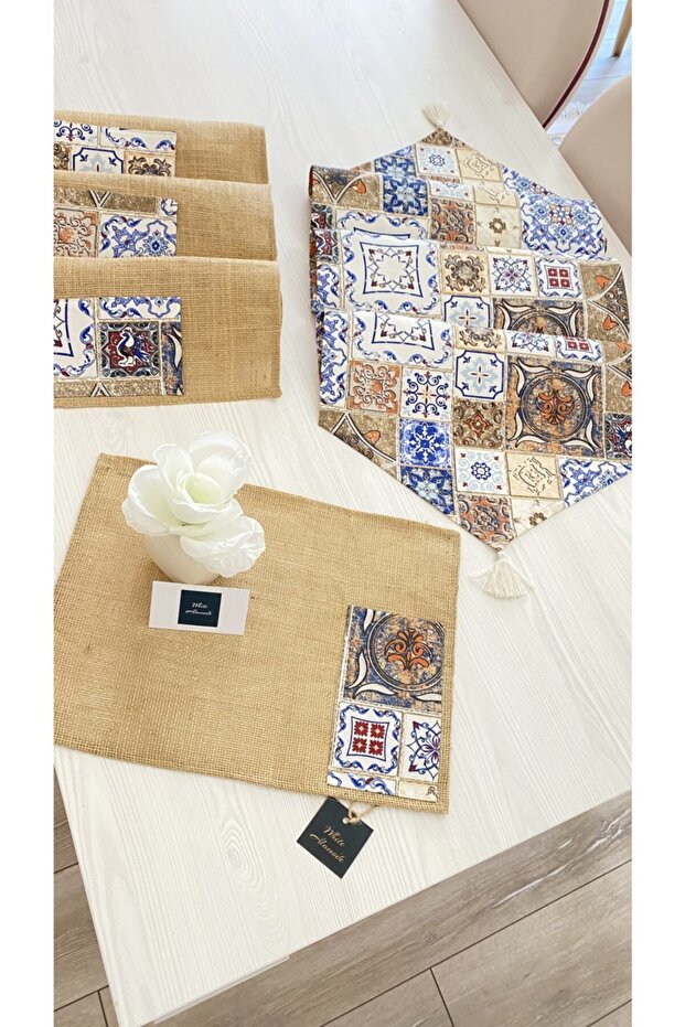 Tile Patterned Runner and Placemat Set - 1