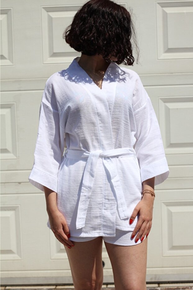Women's White Muslin Shorts and Kimono Set