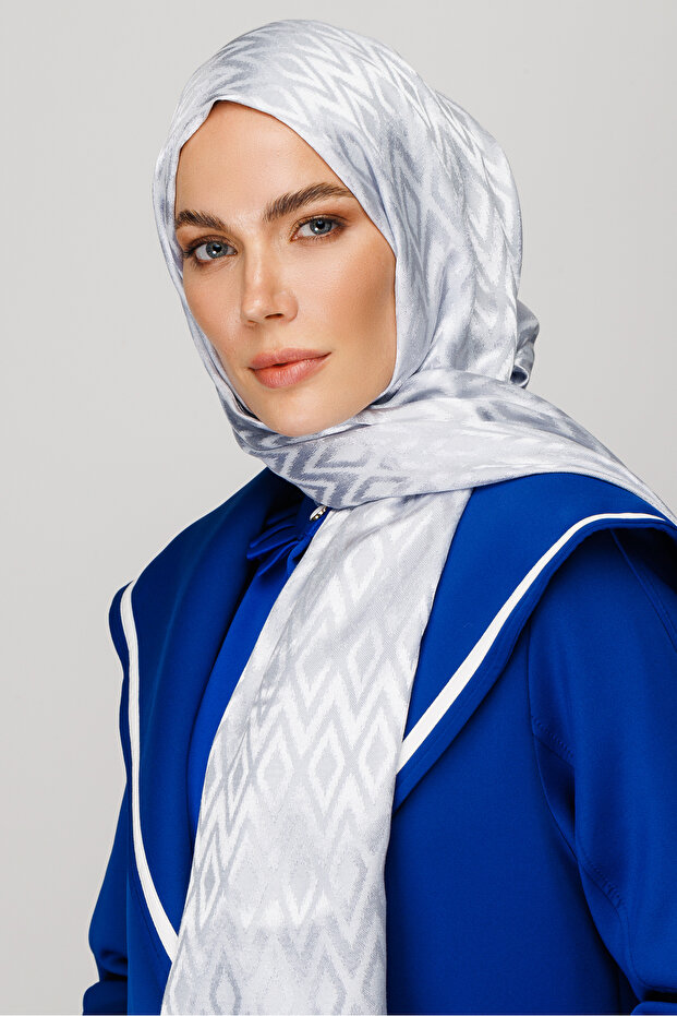 Tile Pattern Shiny Jacquard Shawl - 1