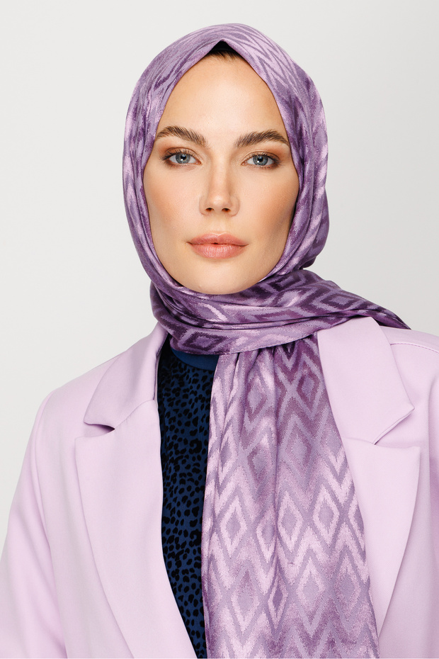 Tile Pattern Shiny Jacquard Shawl - 3
