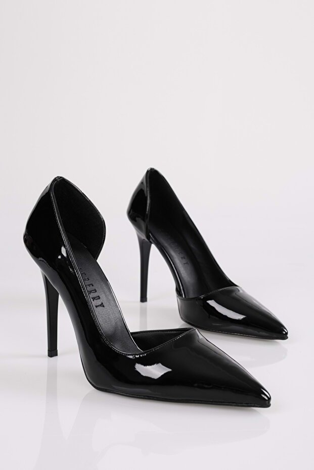 Women's Massy Black Patent Leather Stiletto