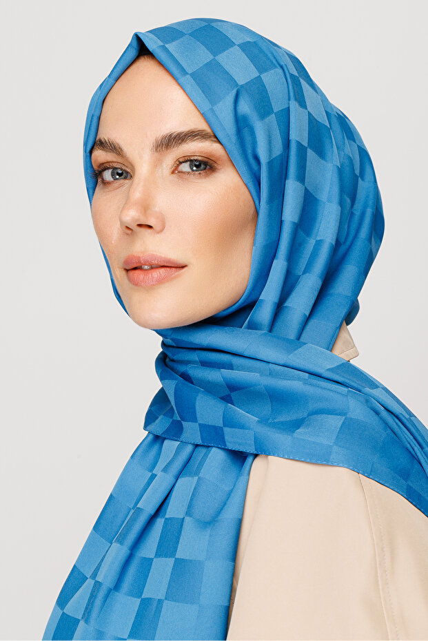 Blue Checkerboard Pattern Silky Jacquard Shawl