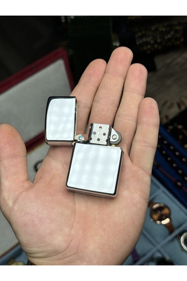 Zippo Modeli Parlak Yüzey Dokulu Benzinli Çakmak - 3