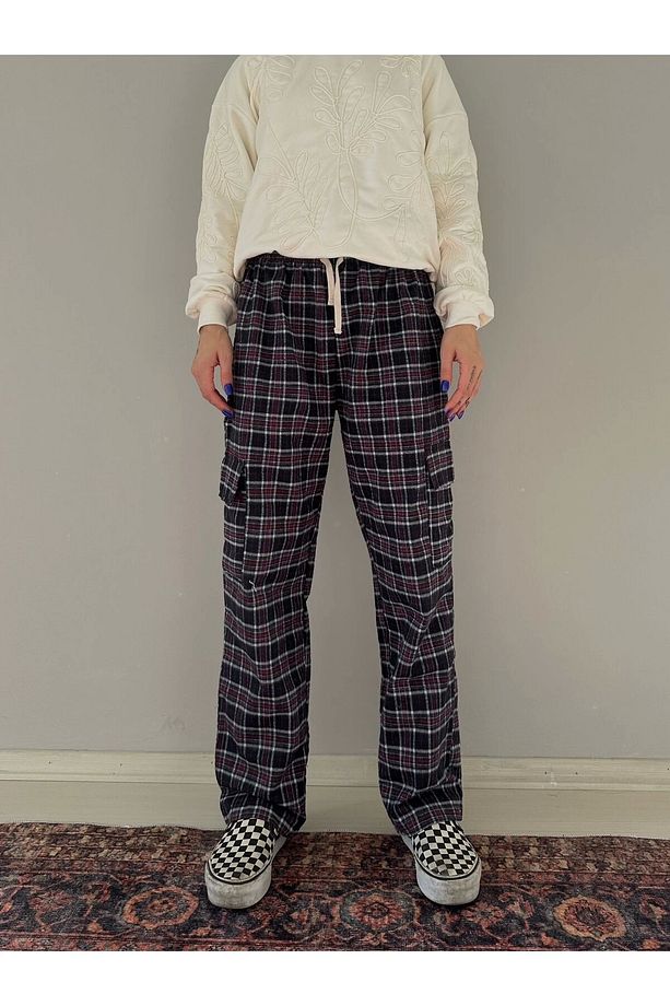 Cep Detaylı Unisex Oversize Relaxed Bol Paça Ekose-Kareli Eşofman Altı Çok Renkli - 2