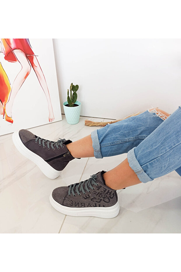 Gri Renk Süet Taş İşlemeli Bağcıklı Bot - 2