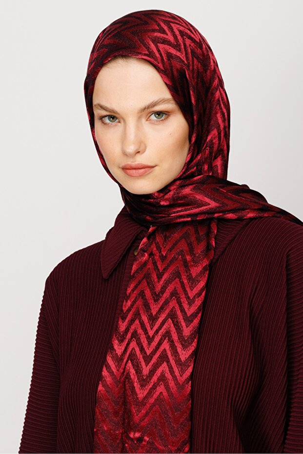 Zigzag Pattern Shiny Jacquard Shawl - 3