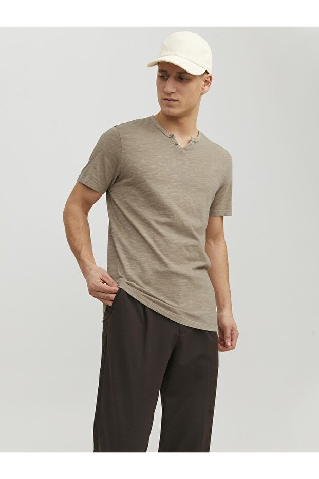 Erkek Jjesplıt Neck Tee Ss