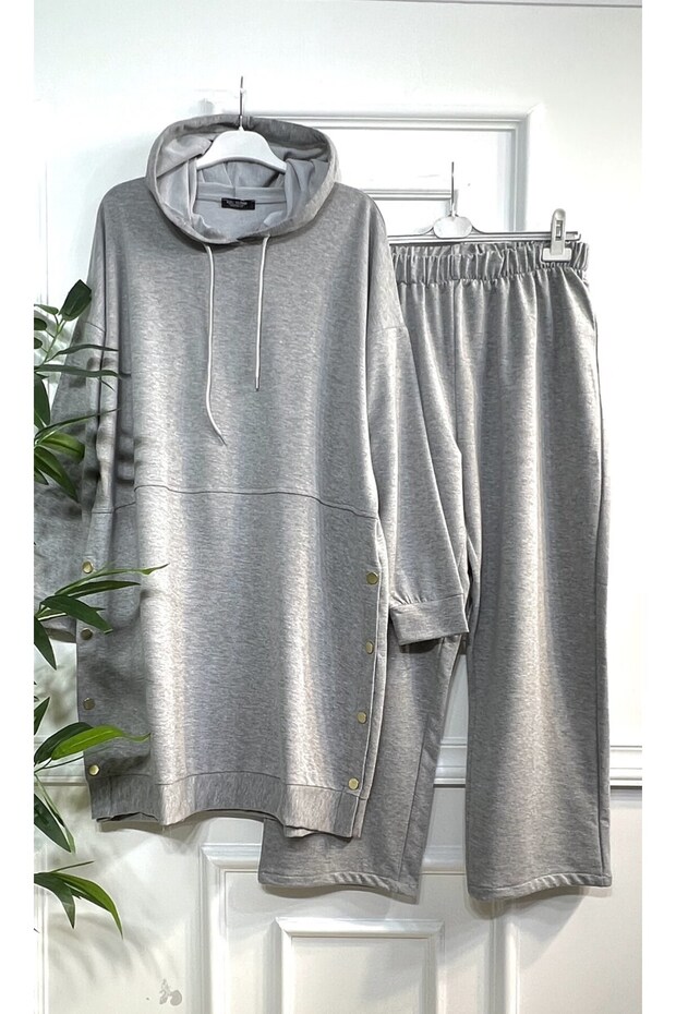 Large Size Story Hooded Button Detailed Two Thread Jersey Set - Gray