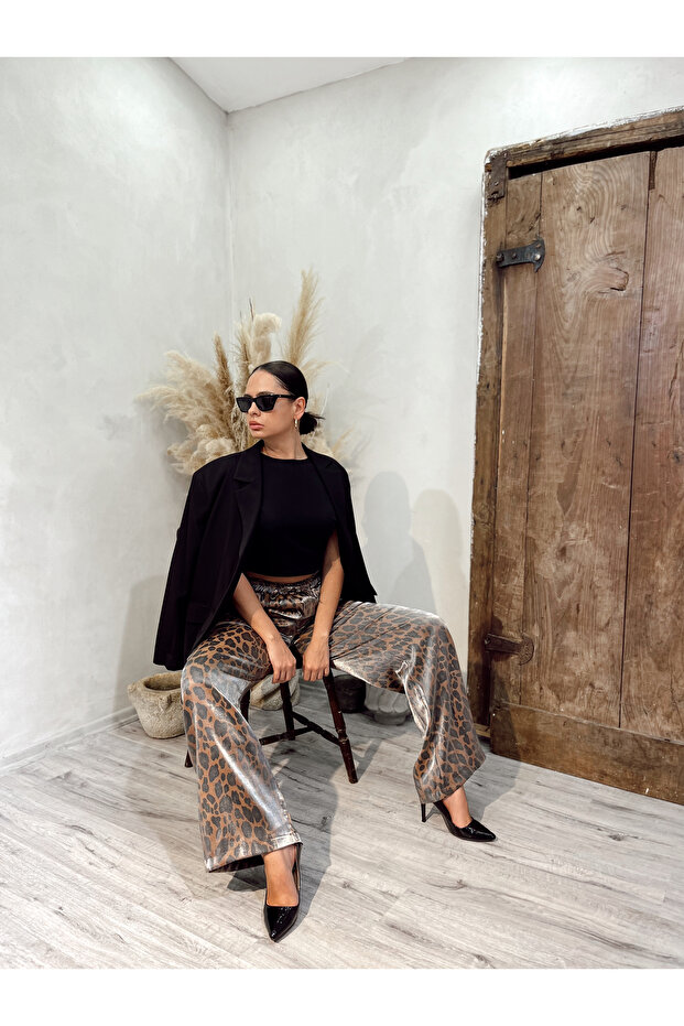 Merve Unique Design Light Shiny Leopard Patterned Wide Cut Women's Trousers