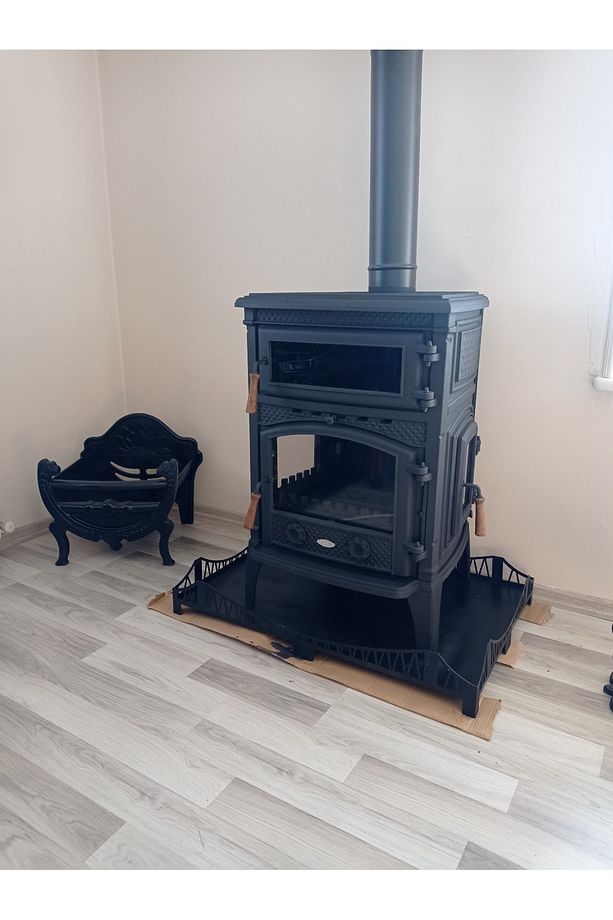 Lüks Sirius Dik Fırınlı Camlı Kuzine Döküm Odun Sobası - 1