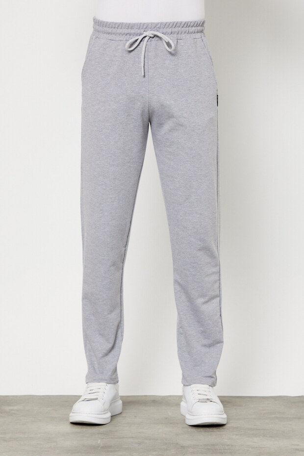 Gray Men's Straight Leg Comfortable Cut Premium Fabric Sweatpants