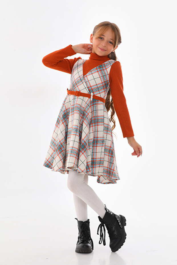 Devojčica u haljini - 3