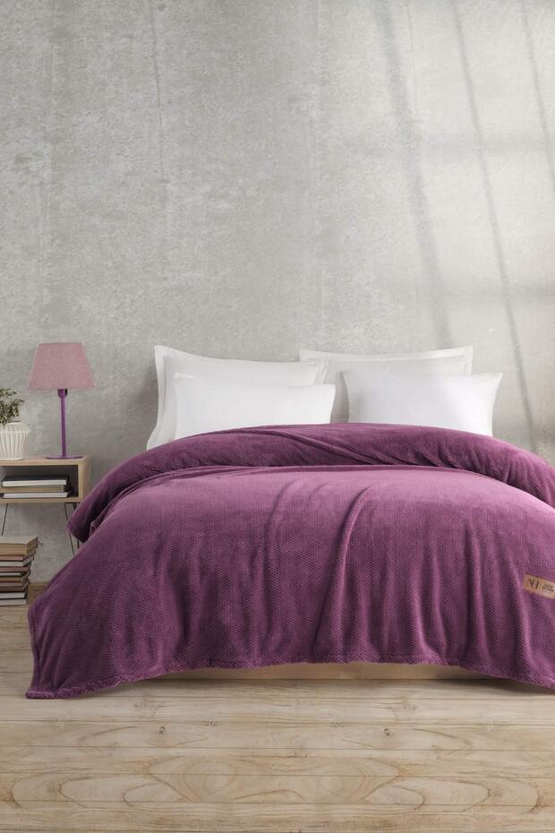 Monica Purple Double Luxury Blanket